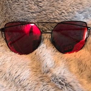 RED MIRROR SUNGLASSES